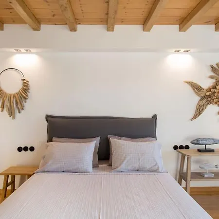 Villa Piso Livadi - 4Br Villa - With Pool & Gym - Casa Olea *