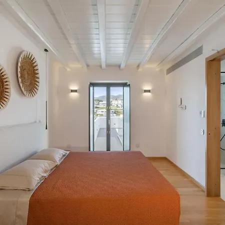 Vila - 4br - With Pool & Gym - Casa Olea Piso Livadi